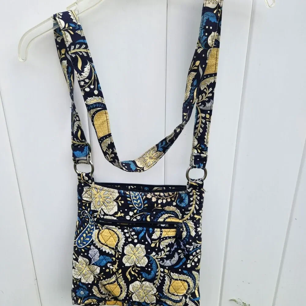 Vera Bradley Ellie Blue Elephants Quilted Cotton Canvas Hipster Crossbody Bag